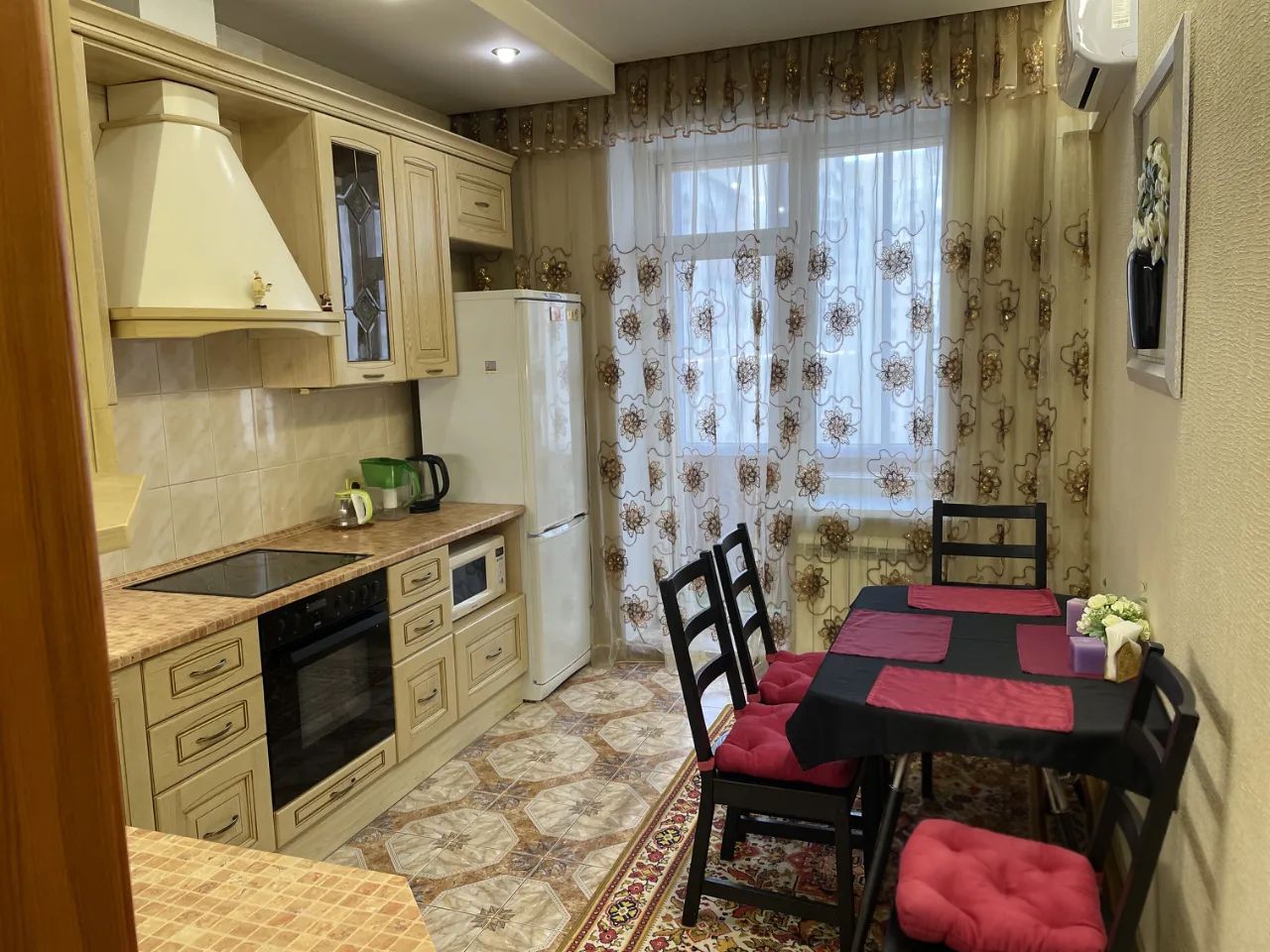 3-комнатная квартира в аренду, Новосибирская область, Новосибирск, ул. Кирова, 27 — 60 00…