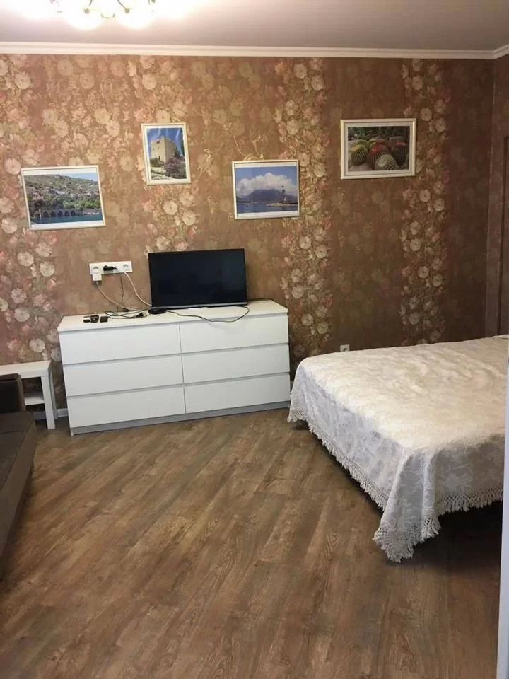 1-комнатная квартира в аренду, Новосибирская обл. Новосибирск, Военная ул. 18 — 38 000 ₽/…